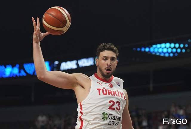 pm体育官网葡萄牙体育迎NBA常规赛关键赛，关键时刻完成体检，球迷炸锅，心理建设被强调的简单介绍